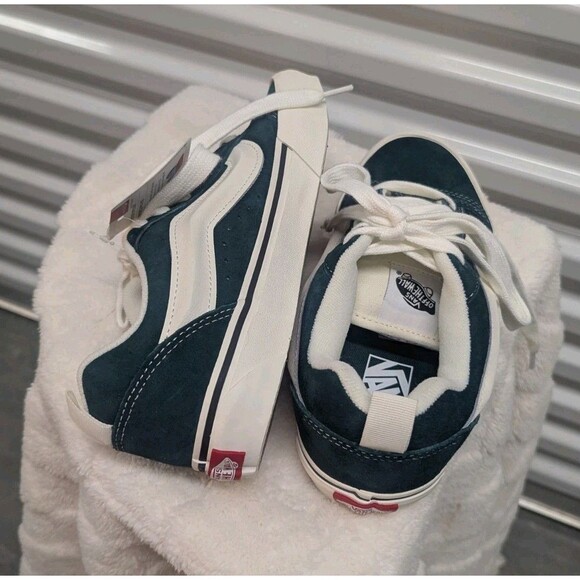 Vans Knu Skool Size 6 Mens / 7.5 Women's Suede Green Sneakers - Picture 7 of 14